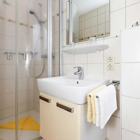 Haus Luettje Hoern * Bensersiel